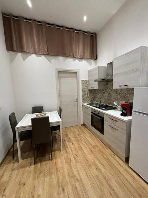 Apartament Le Rose Di Lu' Katania Zewnętrze zdjęcie