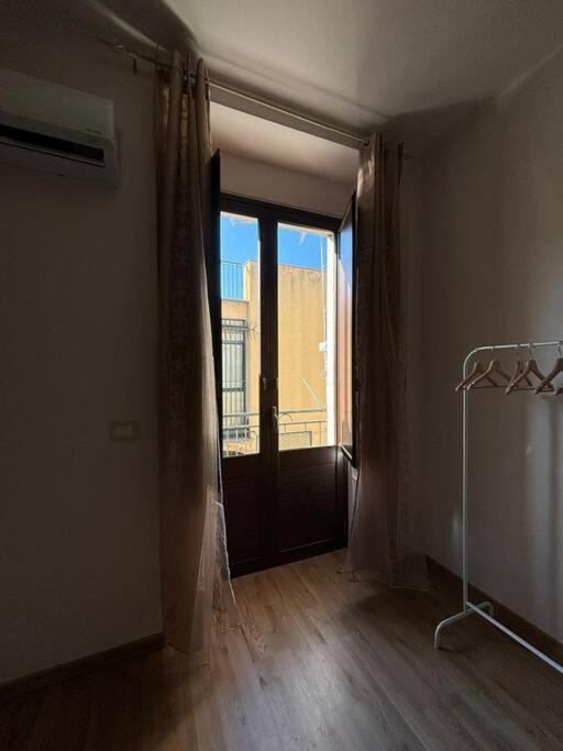 Apartament Le Rose Di Lu' Katania Zewnętrze zdjęcie